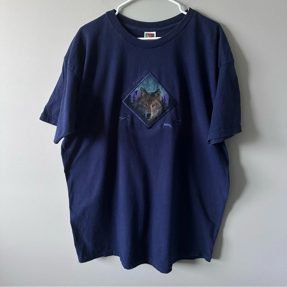 Vintage Embroidered Wolf Tee Navy T-Shirt 90s Size 2XL 1996 Upper Michigan